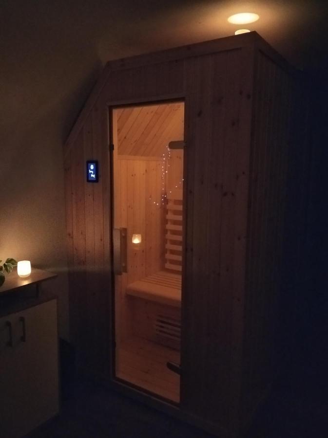 Apartman V Podkrovi Apartman Dobruška Kültér fotó